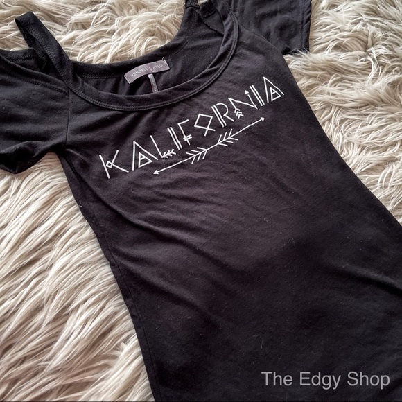 Kendall & Kylie | Kalifornia Graphic Print Tee - Picture 2 of 5